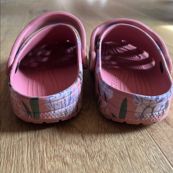 Floral Crocs - Picture 4 of 5